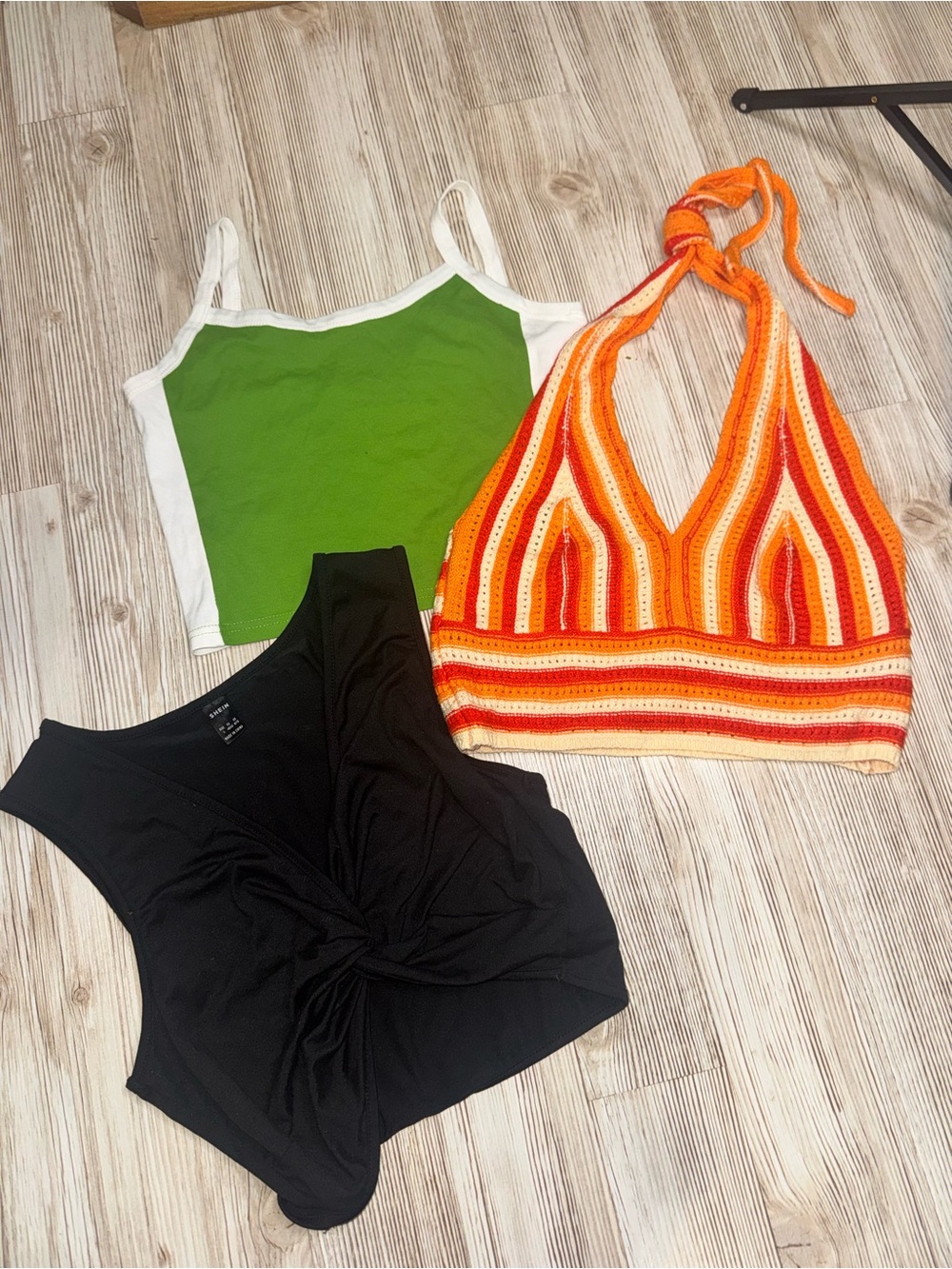 Bundle of never worn SHEIN crop tops